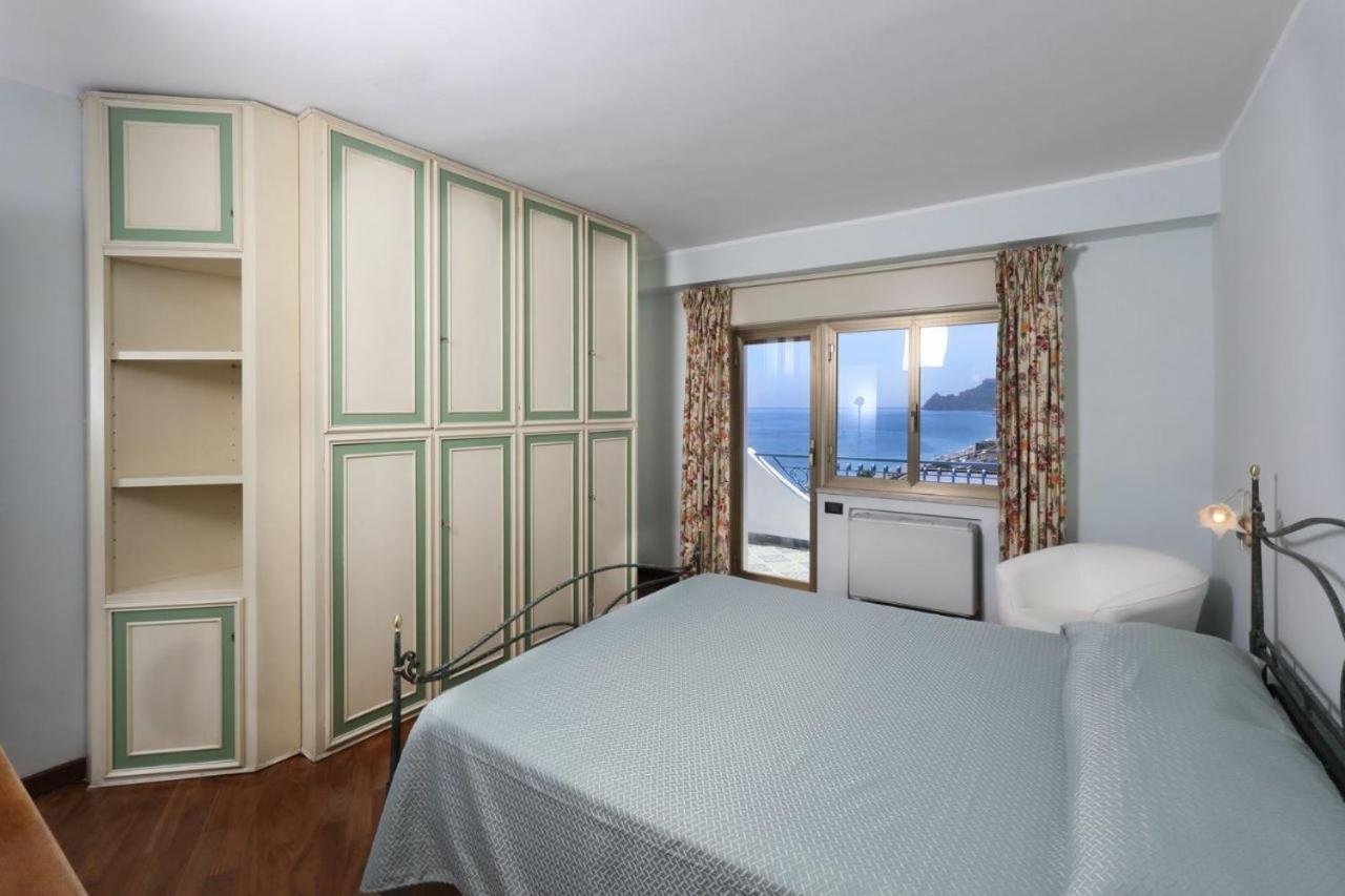 Il Cavalluccio Marino Apartment Santa Teresa Di Riva Ngoại thất bức ảnh