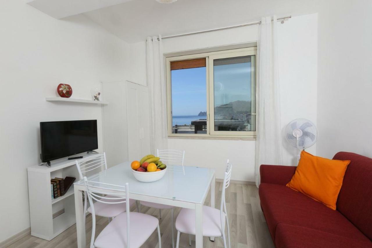 Il Cavalluccio Marino Apartment Santa Teresa Di Riva Ngoại thất bức ảnh